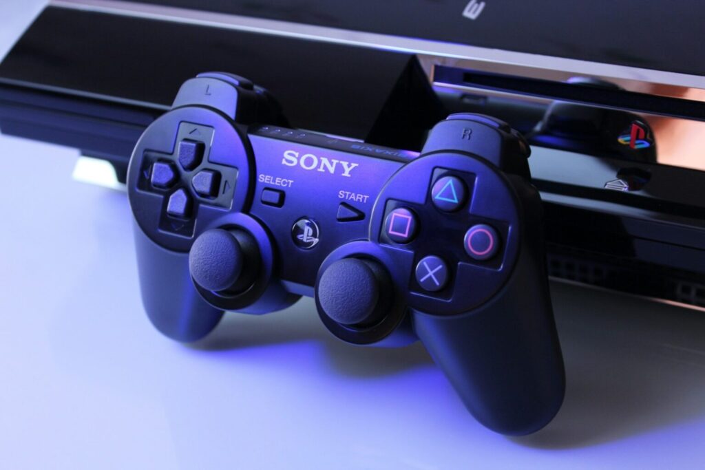 PS3 d'occasion avec une manette DualShock 3