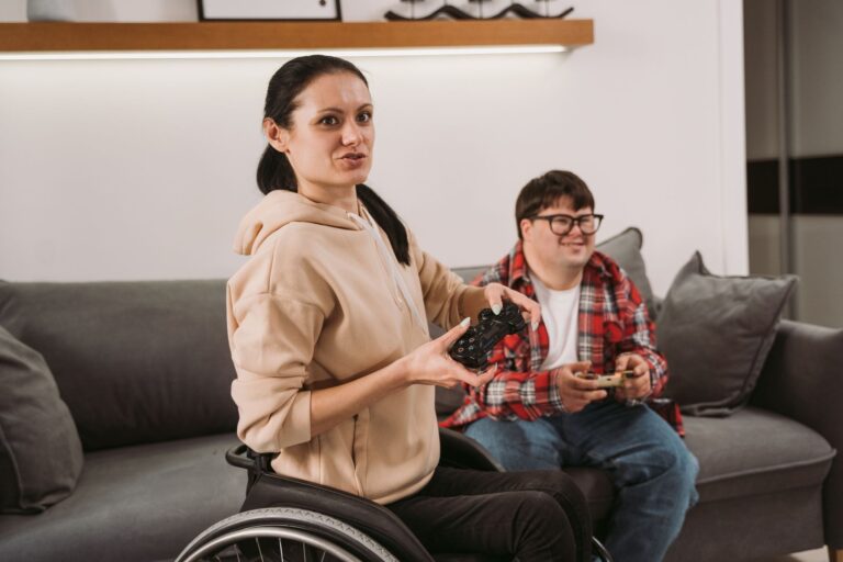 Manette et handicap : les solutions pour jouer sans limites